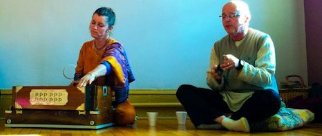 kirtan-picture
